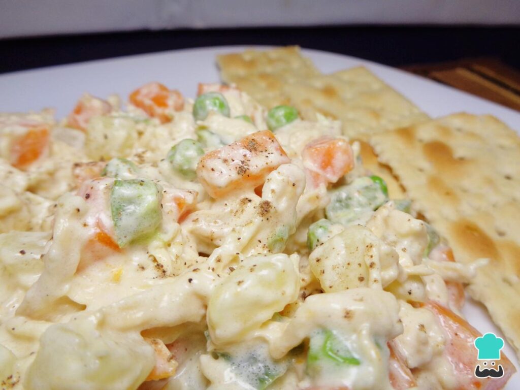 Recette de salade russe au poulet