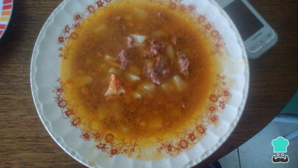 Recette de soupe au bœuf haché