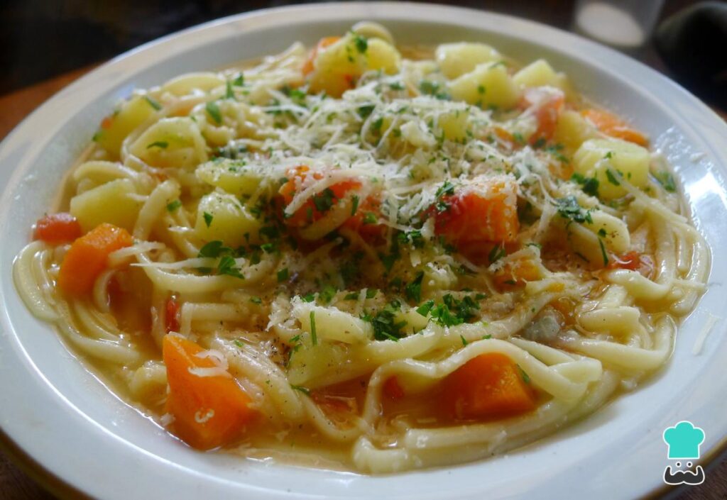 Recette de soupe végétarienne aux nouilles