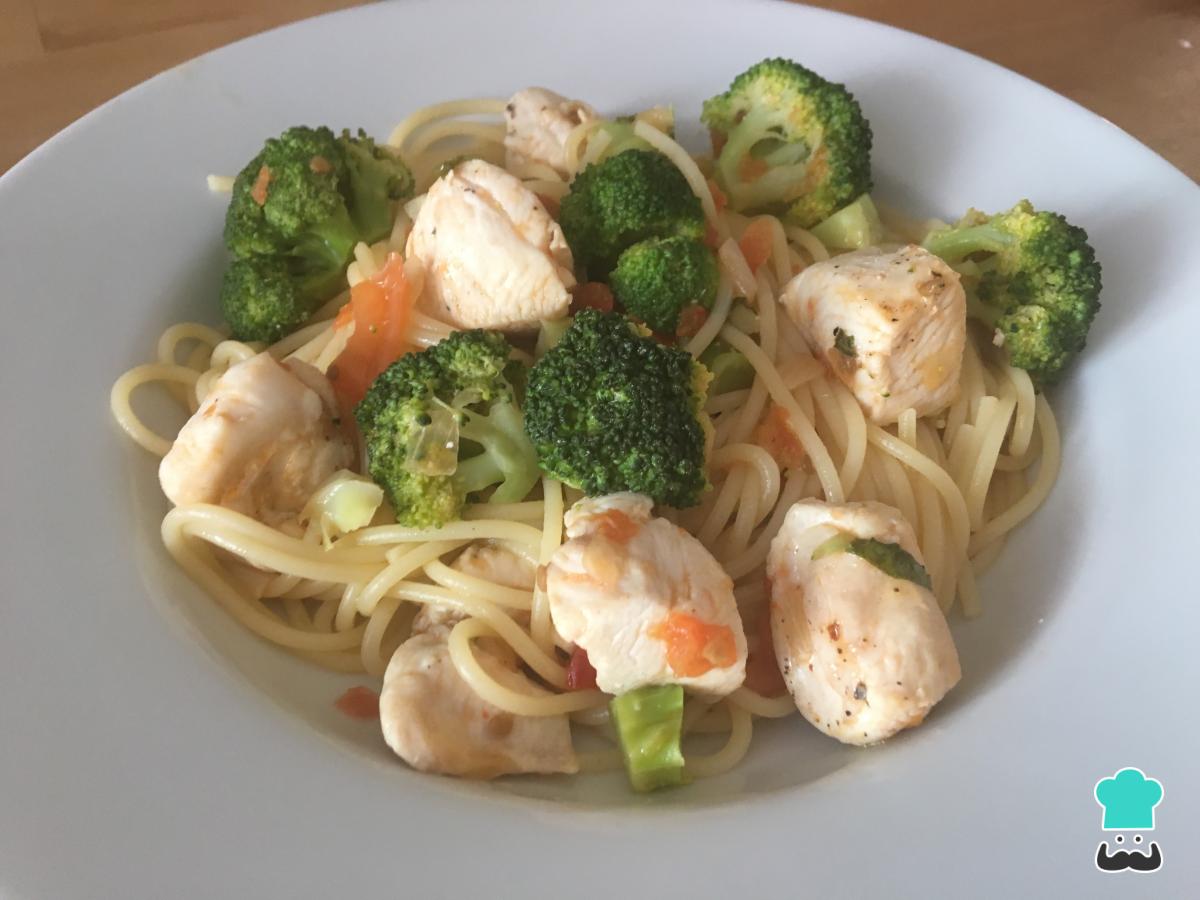 Recette de spaghetti au poulet et brocoli