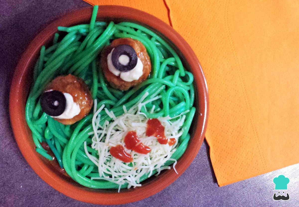 Recette de spaghettis et boulettes de viande pour les enfants