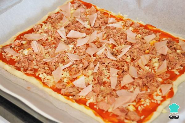 Recette de pizza au thon et jambon d'York - Étape 4