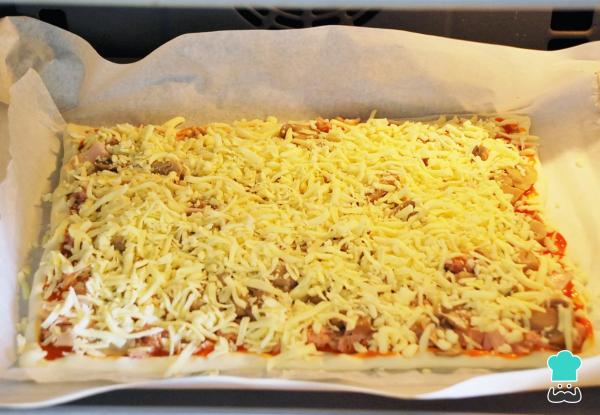 Recette de pizza au thon et jambon d'York - Étape 6