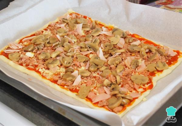 Recette de pizza au thon et jambon d'York - Étape 5