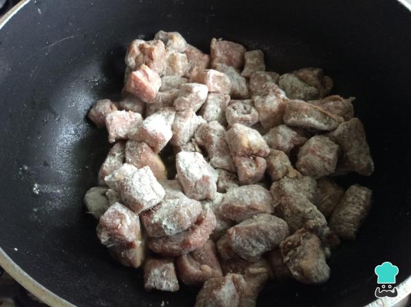 Recette de goulasch ou goulasch hongrois - Étape 3