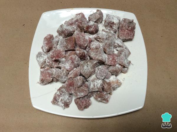 Recette de goulasch ou goulasch hongrois - Étape 2