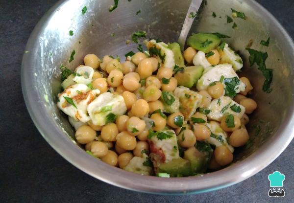 Recette de Salade de pois chiches à l'avocat - Étape 5