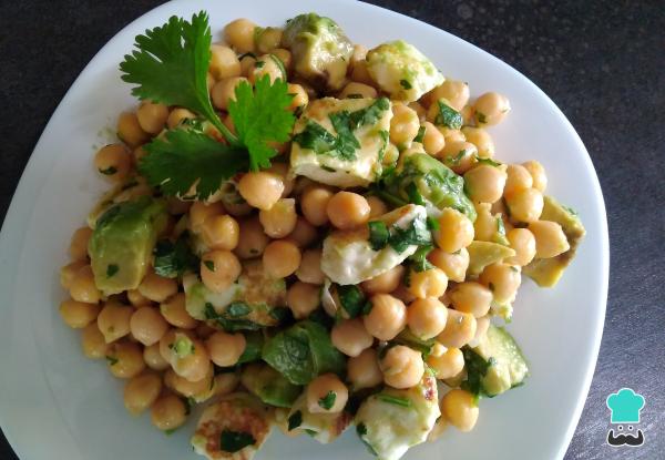 Recette de Salade de pois chiches à l'avocat - Étape 6