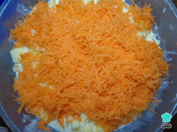 Recette de Salade de pommes et carottes à la crème - Étape 5