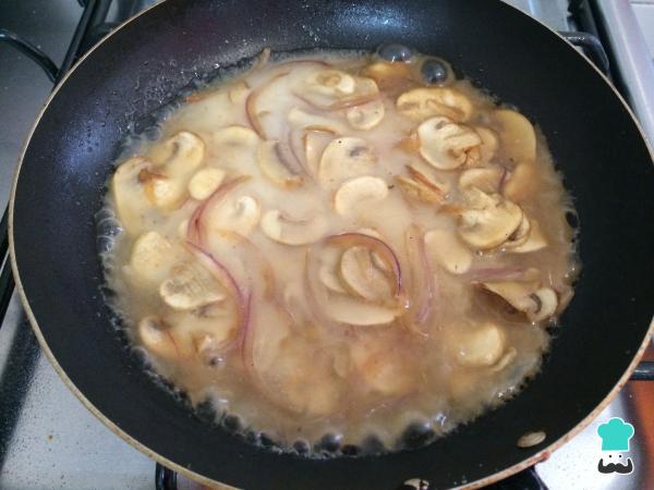 Recette de steak sauce aux champignons - Étape 5
