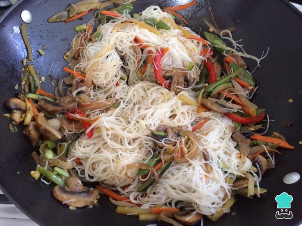 Recette de nouilles de riz à la sauce Teriyaki - Étape 5