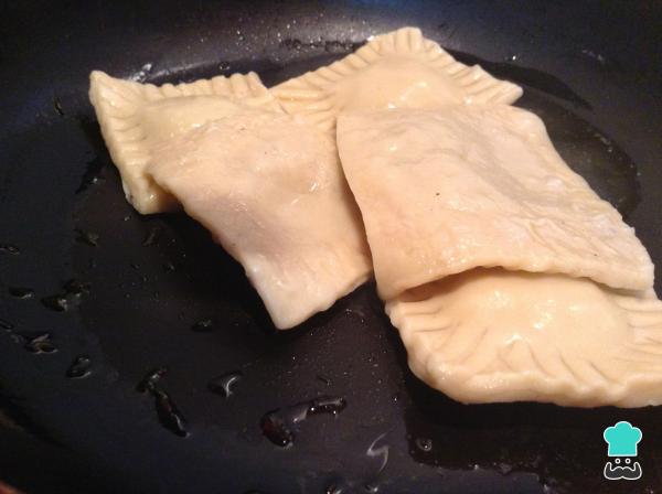 Recette de Raviolis aux Champignons et Sauce Tomate - Étape 6