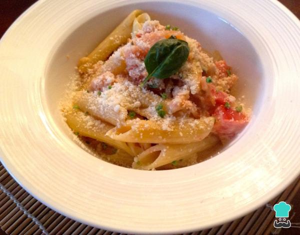 Recette de Penne à la Vodka et au Saumon - Étape 8