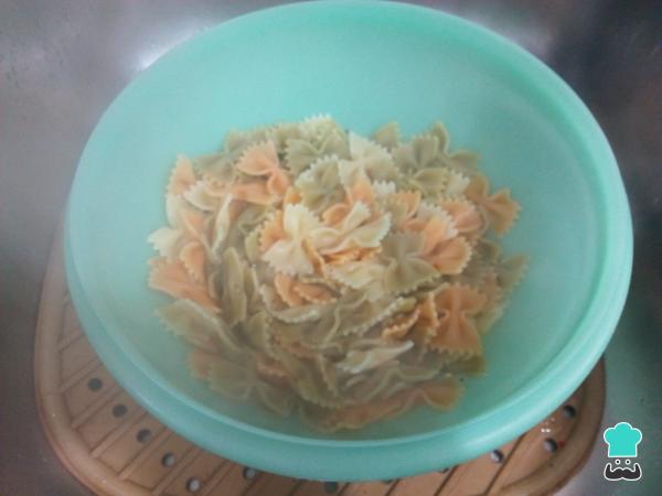 Recette de salade de pâtes au poulet et mayonnaise - Étape 4