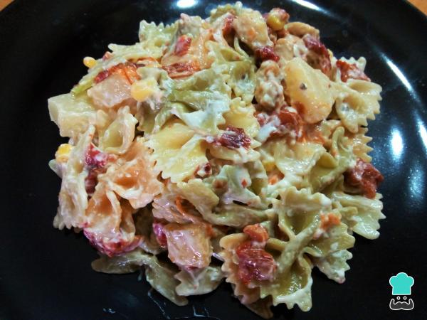 Recette de salade de pâtes au poulet et mayonnaise - Étape 8