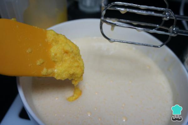 Recette Gâteau à la mandarine et aux amandes - Étape 2