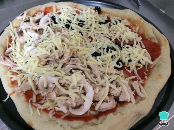 Recette de pizza à la farine de blé entier pour diabétiques - Étape 7