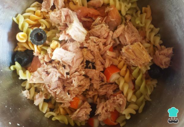 Recette de Salade de Pâtes au Saumon Fumé et au Thon - Étape 4