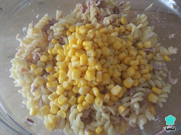 Recette de salade de pâtes à l'ananas et au thon - Étape 5