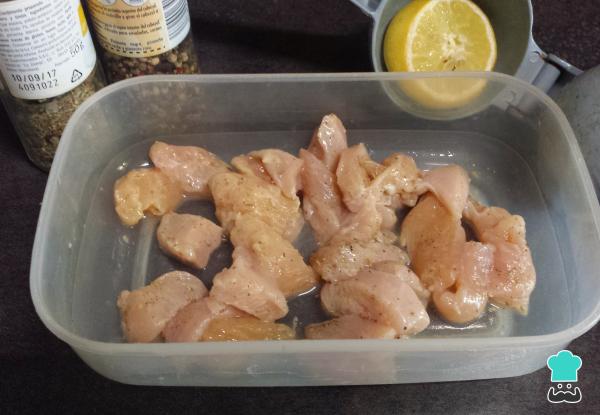 Recette de salade de pâtes au poulet et au fromage - Étape 2
