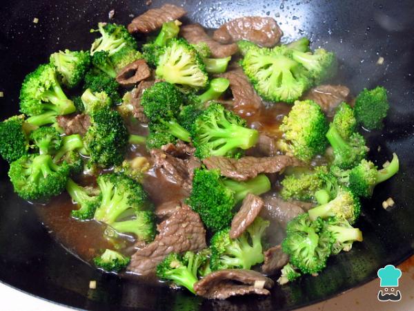 Recette de Viande au brocoli - Étape 3