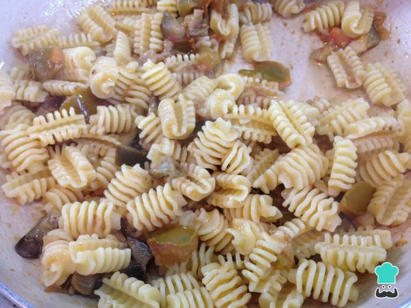 Recette de pâtes aux aubergines et tomates - Étape 5
