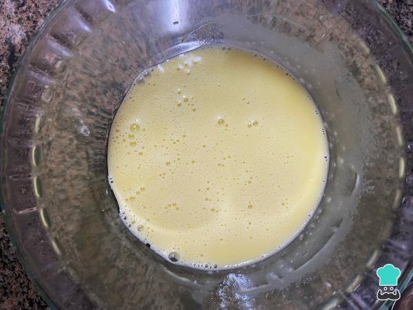 Recette de muffins au yaourt au micro-ondes – Étape 1
