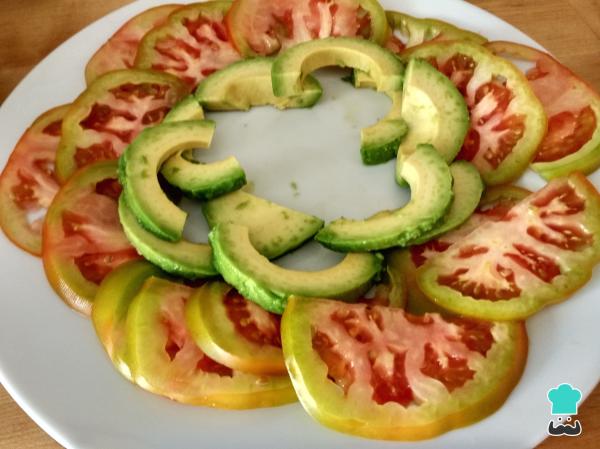 Recette de salade de tomates et câpres - Étape 3