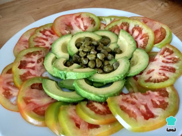 Recette de salade de tomates et câpres - Étape 4