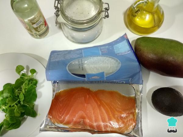 Recette de Salade de Saumon et Mangue - Étape 1