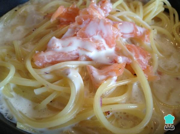 Recette Spaghetti au saumon fumé - Étape 5