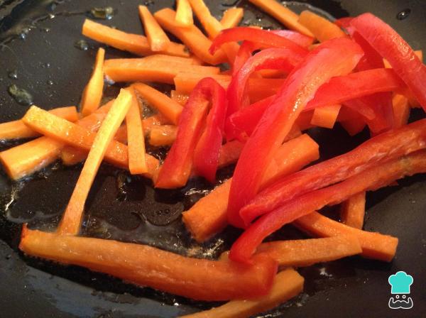 Recette Nouilles de riz sautées à la viande - Étape 3