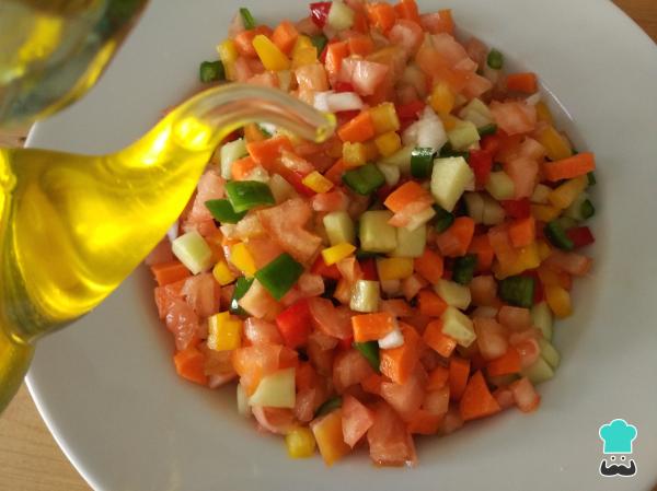 Recette traditionnelle andalouse de pipirrana - Étape 5