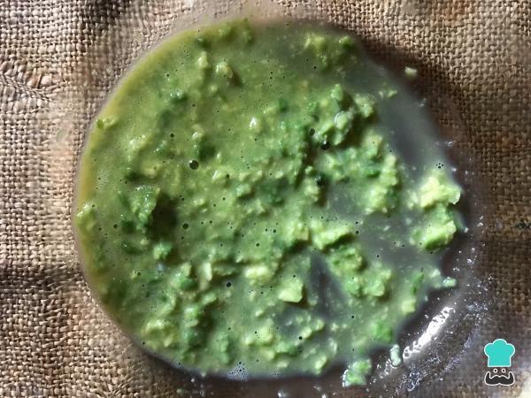 Recette de biscuits à l'avocat - Étape 1