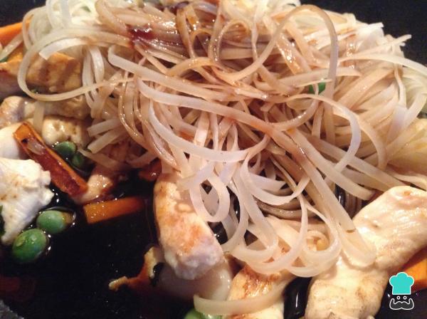 Recette de nouilles de riz au poulet – Étape 9