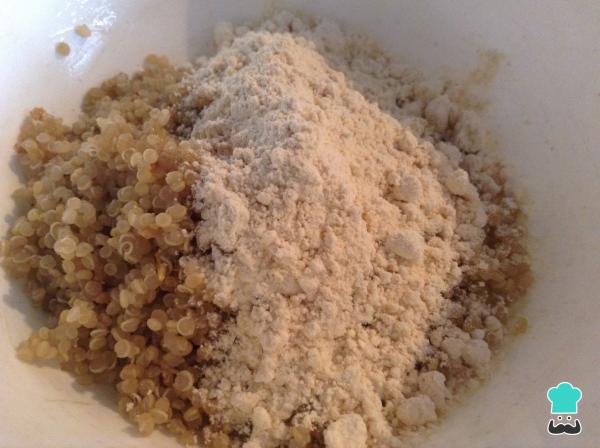Recette de pizza au quinoa pour coeliaques - Étape 2
