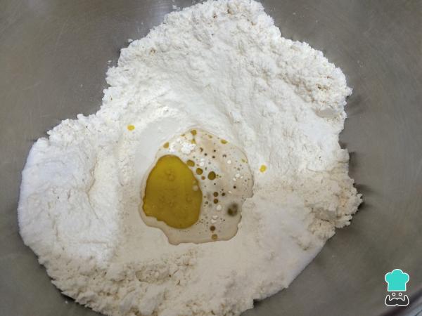 Recette de pizza aux quatre fromages - Étape 2