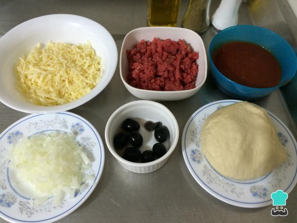 Recette de pizza bolognaise - Étape 1
