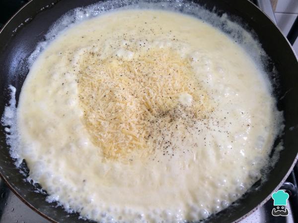Recette de Gnocchis à la sauce au fromage - Étape 8