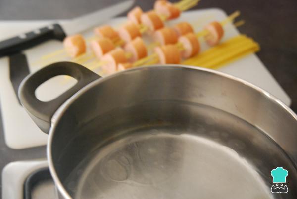 Recette de Spaghetti aux saucisses pour enfants - Étape 3