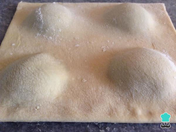Recette de raviolis farcis aux épinards – Étape 10