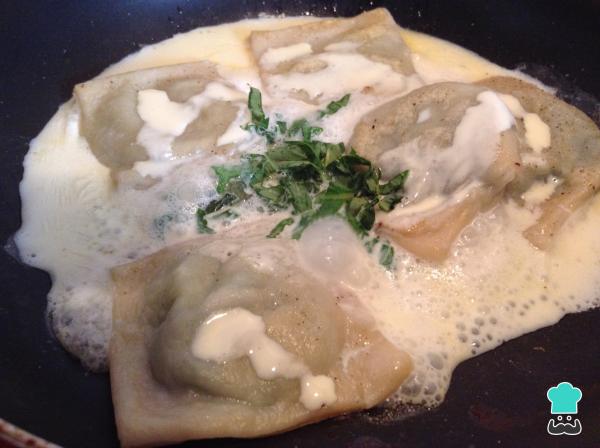 Recette de raviolis farcis aux épinards - Étape 15