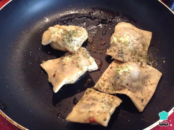 Recette de raviolis farcis à la viande - Étape 11