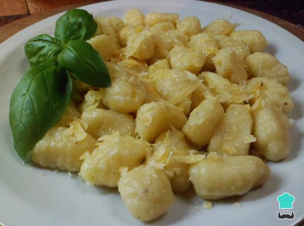 Recette de gnocchis de pommes de terre argentins - Étape 10