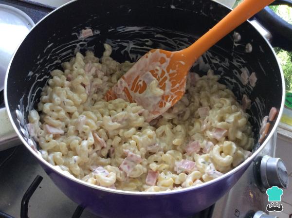 Recette de macaronis à la crème sure et au thym - Étape 5