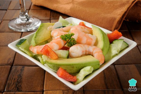 Recette de Salade de légumes aux crevettes