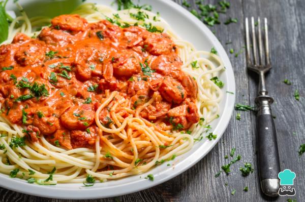 Recette de Spaghetti aux crevettes et à la crème