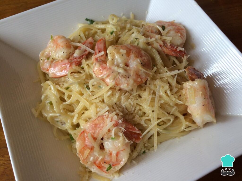 Recette de pâtes Alfredo aux crevettes