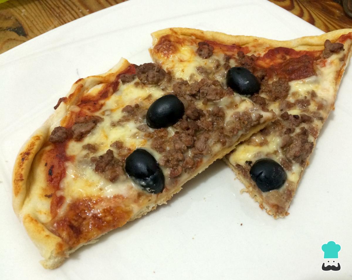 Recette de pizza bolognaise
