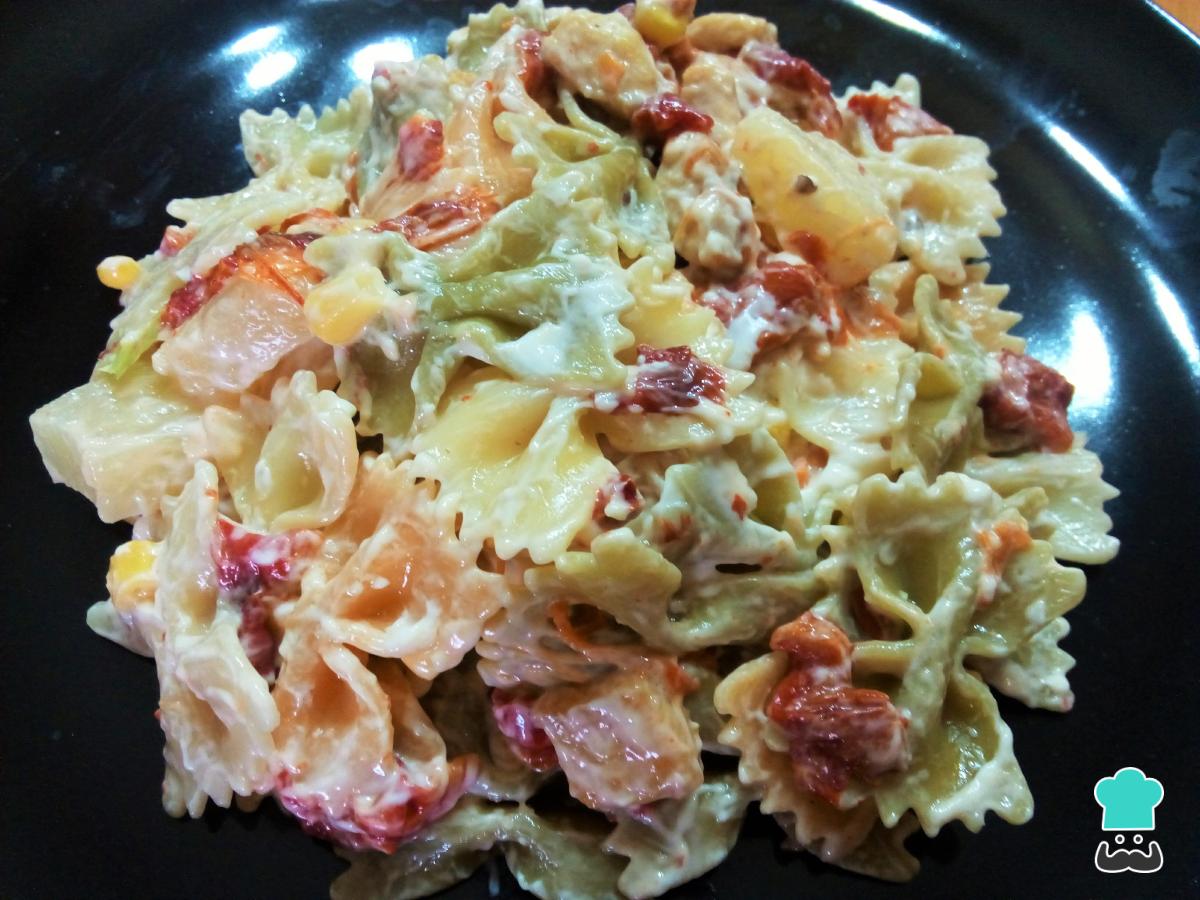 Recette de salade de pâtes au poulet et mayonnaise